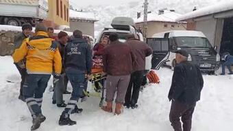 Hasta kadının yardımına paletli ambulans yetişti