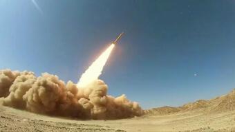 İran, yeni balistik füzesi Hayberşeken’i tanıttı