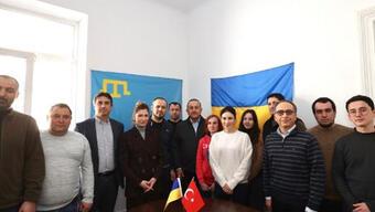 Bakan Çavuşoğlu, Kırım Tatar Koordinasyon Merkezini ziyaret etti