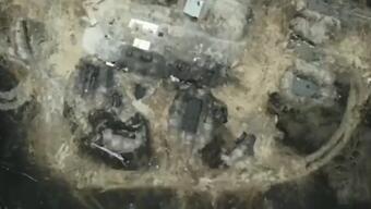 Görüntüler ortaya çıktı! Rus birlikleri, Çernobil'in en tehlikeli bölgesinde siper kazdı
