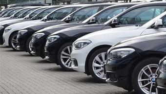 İlk 4 ayda araç pazarı yüzde 18.5 düştü  