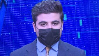 Afgan erkek sunucular yayına maske takarak çıktı
