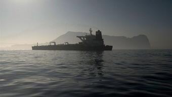 Tahran-Atina hattında tanker krizi: Birbirlerini haydutlukla suçladılar