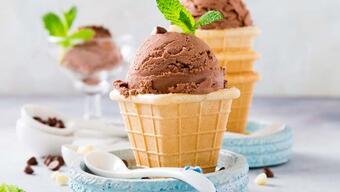 Dondurma tüketirken bunlara dikkat! İşte ev yapımı şekersiz dondurma tarifi