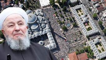 Mahmut Ustaosmanoğlu cenazesi için Fatih Camii'nde toplandılar