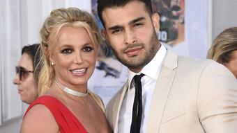 Britney Spears sosyal medyaya geri döndü