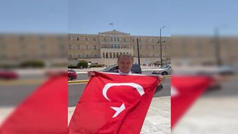 Mustafa Sarıgül Atina'da Türk bayrağı açtı