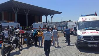 Vapur, Karaköy iskelesine çarptı: 7 yaralı