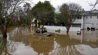 Avustralya'da sel felaketi: 50 bin kişi tahliye ediliyor