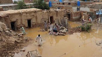 Pakistan'da sel felaketi: Çok sayıda ölü var
