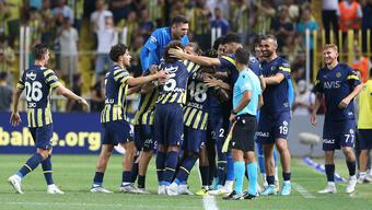 Fenerbahçe Slovacko'yu devirdi avantajı ele geçirdi