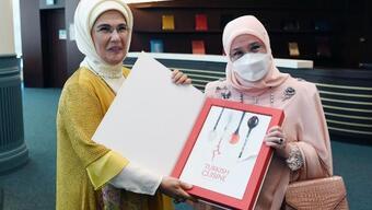 Emine Erdoğan Malezya Kraliçesi'ni ağırladı