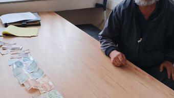 Dilencinin, koltuk değneğine sakladığı parayı zabıta buldu