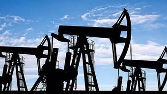 Brent petrol kritik seviyenin üzerinde tutunmaya çalışıyor