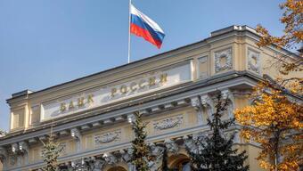 1 yıla çıkarıldı! Rusya’dan yurt dışına para transferi sınırlamasına uzatma kararı