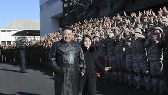 Kuzey Kore lideri yine kızı ile törende
