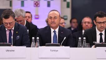Bakan Çavuşoğlu: “Diplomasiye bir şans verildiğinde müzakere yoluyla çözüm mümkün”
