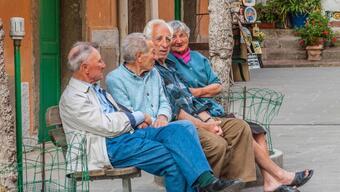 AB’nin en hızla yaşlanan ülkesi İtalya’da nüfus 59 milyonun altına düştü 