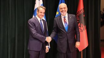 Arnavutluk Başbakanı Yunanistan'ı hedef aldı