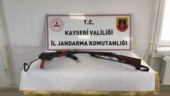 Kayseri'de evinde uzun namlulu silah bulunan şüpheli tutuklandı