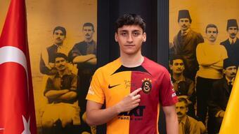 Galatasaray'ın 17 yaşındaki 10 numarası
