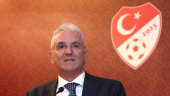 Son dakika... MHK Başkanı Sabri Çelik istifa etti