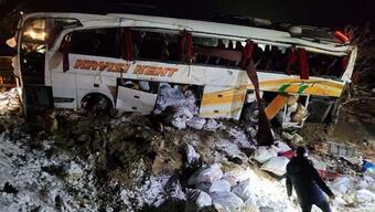 Kayseri'de yolcu otobüsü şarampole devrildi: 3 ölü, 25 yaralı