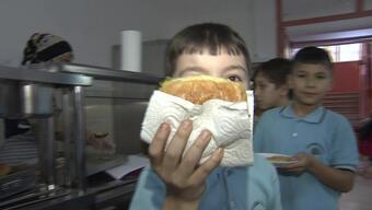 Okul öncesi öğrencisine ücretsiz yemek