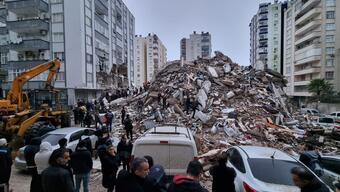 Deprem haberleri... Depremde ölü ve yaralı sayısı kaç oldu? Hangi ilde kaç bina yıkıldı, kaç kişi öldü?