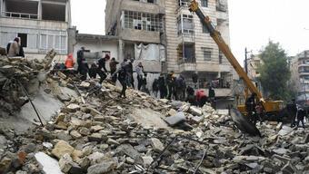 Deprem Suriye'de de büyük yıkıma yol açtı: Can kaybı 400'ü aştı