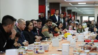 Cumhurbaşkanı Erdoğan depremzede vatandaşlarla bir araya geldi