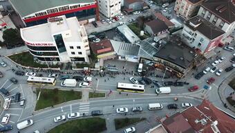 İstanbul'da Ramazan'ın ilk günü pide kuyruğu havadan görüntülendi