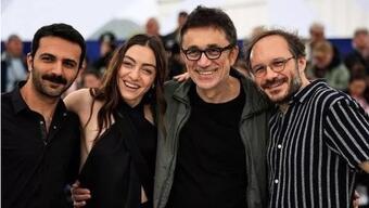 Merve Dizdar'dan Cannes tarzını eleştirenlere yanıt