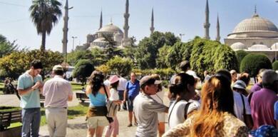 nisanda-turkiyeye-gelen-ziyaretci-sayisi-yuzde-29-artti