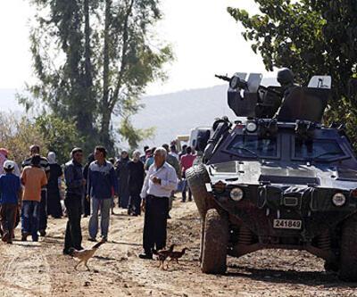 10 Suriye askeri Türkiyeye sığındı