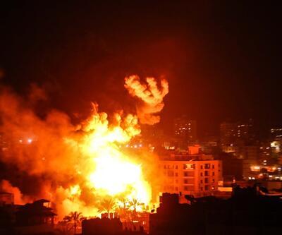 İşte İsrailin saldırdığı Gazzeden ilk görüntüler