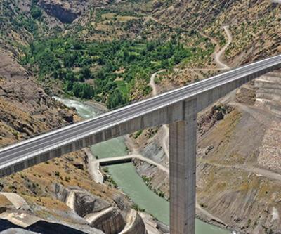 Son dakika... Türkiyenin en yüksek köprüsü açılıyor: 5 saatlik yol 2 saate düşecek