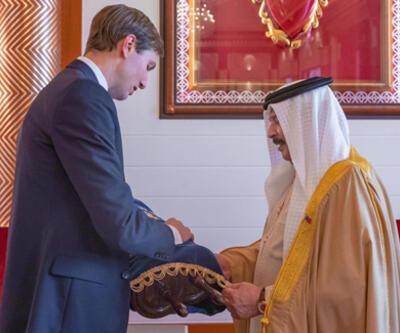 Son dakika... Trumpın damadı Kushner, Bahreyn Kralına Tevrat hediye etti