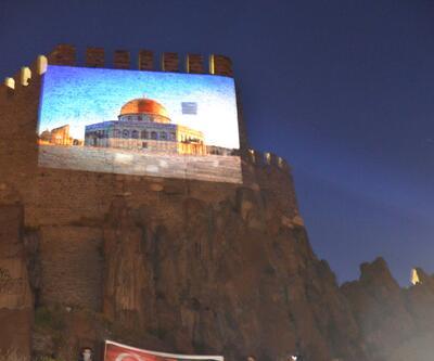 Ankara Kalesine Filistin bayrağı ve Mescid-i Aksa görselleri yansıtıldı