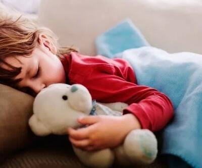 Çocukların ve ergenlerin çoğu gün boyu “uykulu”