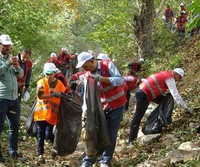 Şemdinlide kirletme, temizle kampanyasında 15 ton çöp toplandı
