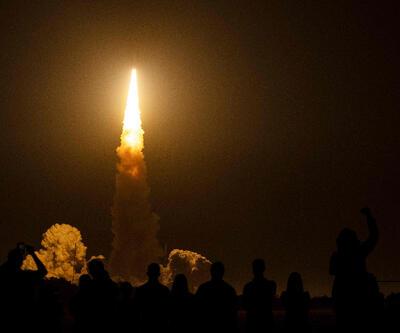 Aya geri dönüşün ilk yolculuğu: NASA, Artemis 1 roketini fırlattı