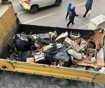 Mahkeme kararıyla boşaltılan apartman dairesinden 40 ton çöp çıktı