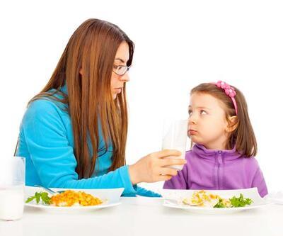 Ailenin beslenme alışkanlıkları çocuğun beslenmesini de belirliyor