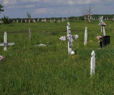 Kanadada yatılı kilise okulunun bahçesinde 17 mezar bulundu