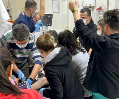 Deprem bölgesinde görev yapan doktordan bulaşıcı hastalık uyarısı Sıvı kaybından ve şoktan ölenler olabilir