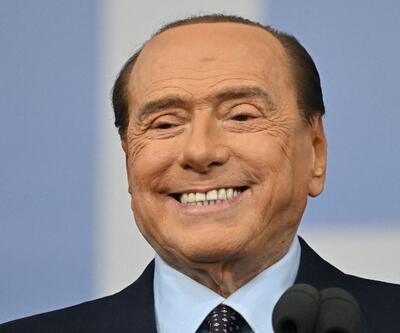 İtalyanın eski başbakanı Berlusconi hastaneye kaldırıldı