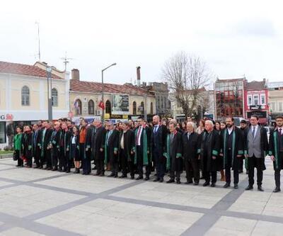 Edirnede, depremde hayatını kaybeden avukatlar anıldı