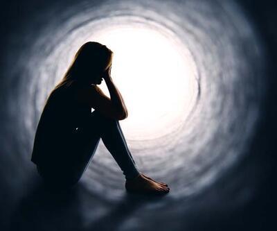 Bipolar bozukluğun manik ve depresif dönemleri var