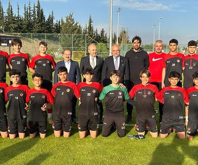 TFF Başkanı Büyükekşi akademi ziyaretlerine Gaziantep FK ile devam etti